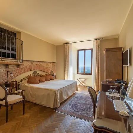 Bed & Breakfast La Di San Francesco 2*