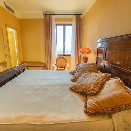 La Di San Francesco Bed & Breakfast 2*